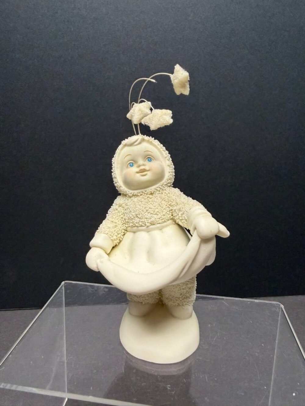 Deot‎ 56 Snowbabies " Catch a falling star" 6" X2.5x2.5 2004